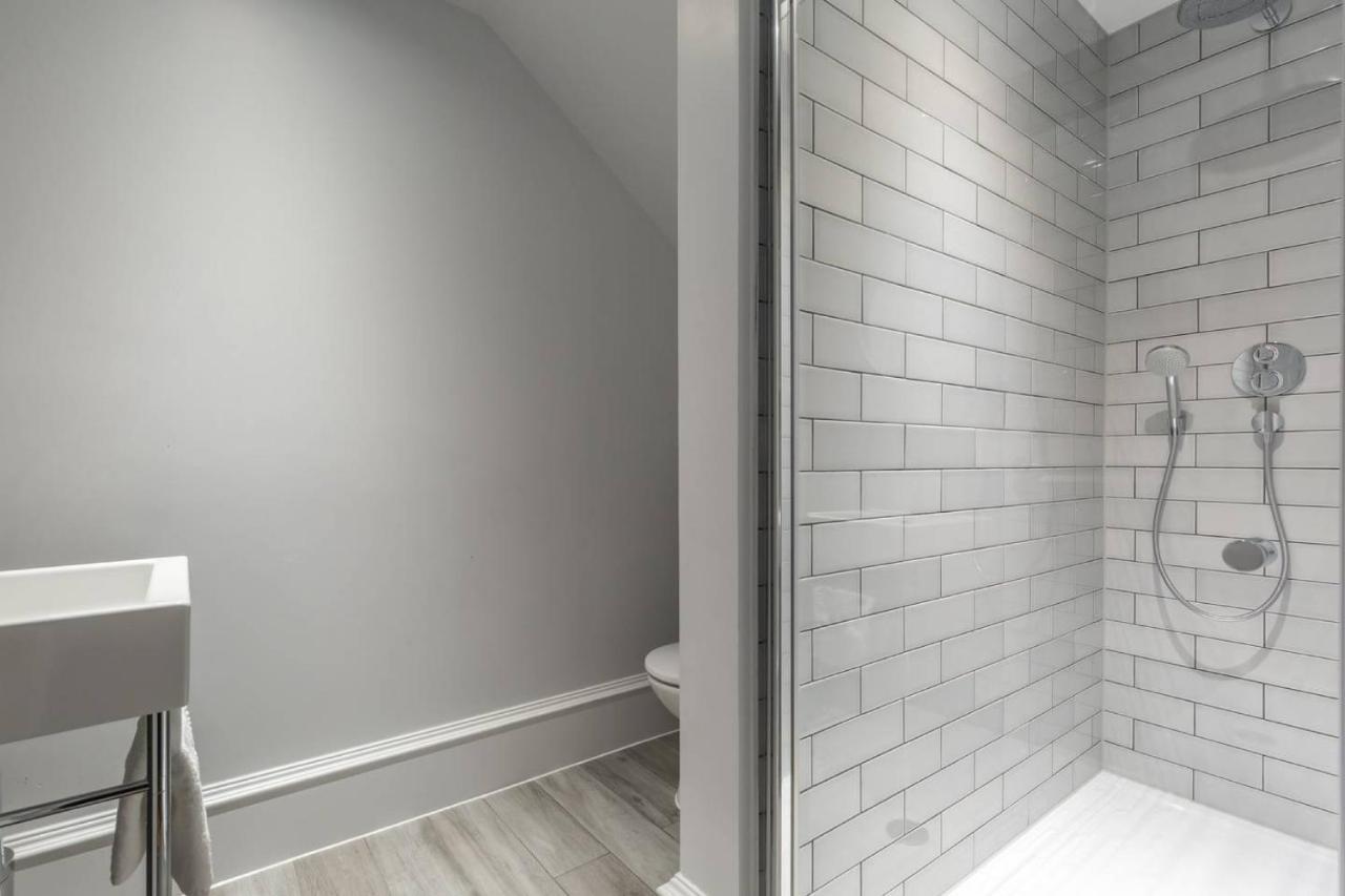 Joivy Luxurious 2Br Home Near Haymarket Station EDI Exterior photo