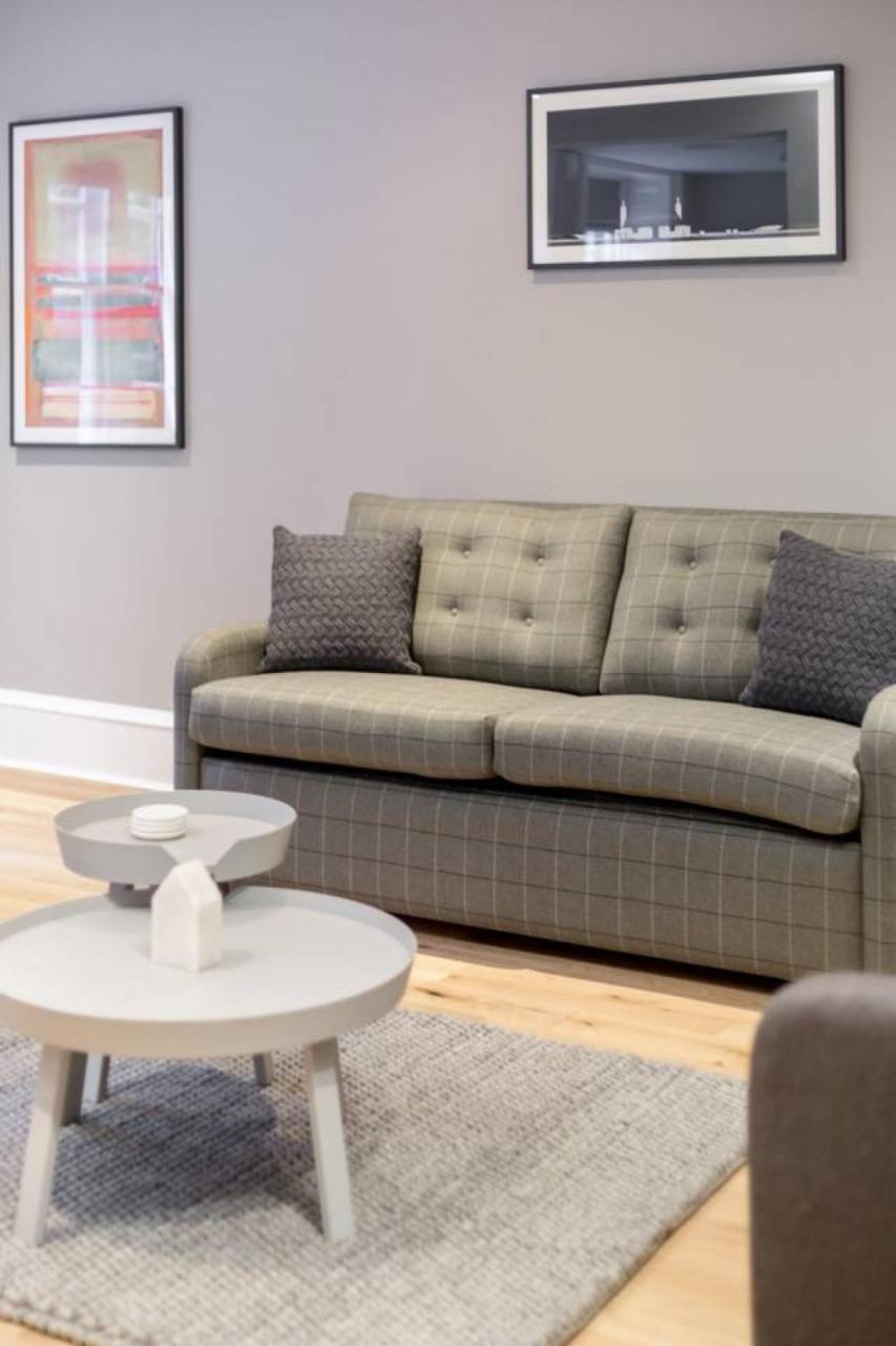 Joivy Luxurious 2Br Home Near Haymarket Station EDI Exterior photo